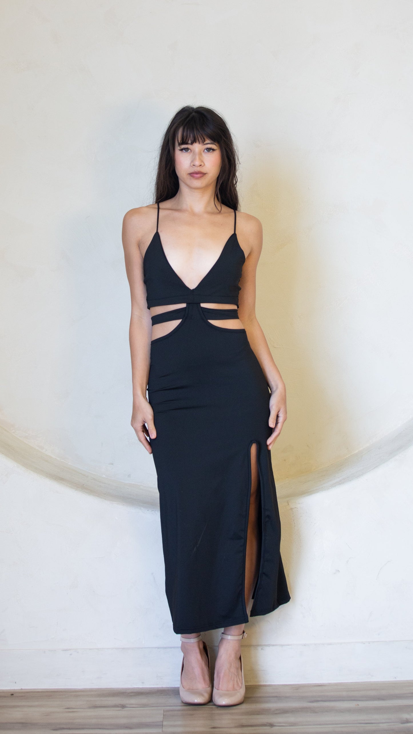 V Neck Cut Out Long Side